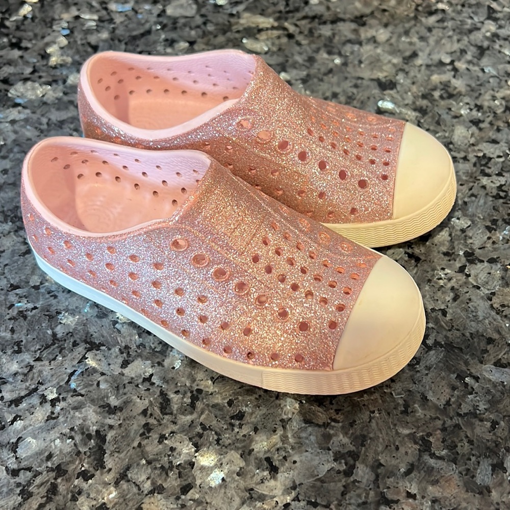 Native pink sparkle